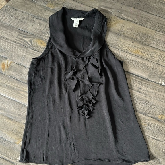 WHBM Black Sleeveless Ruffle Front Top - Picture 1 of 8